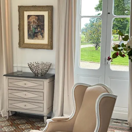 Chateau Larteau Ferienhaus *